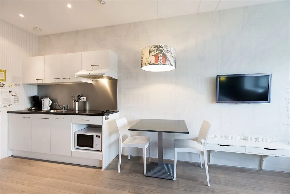 Amsterdam Id Aparthotel (Adults Only) Hotel